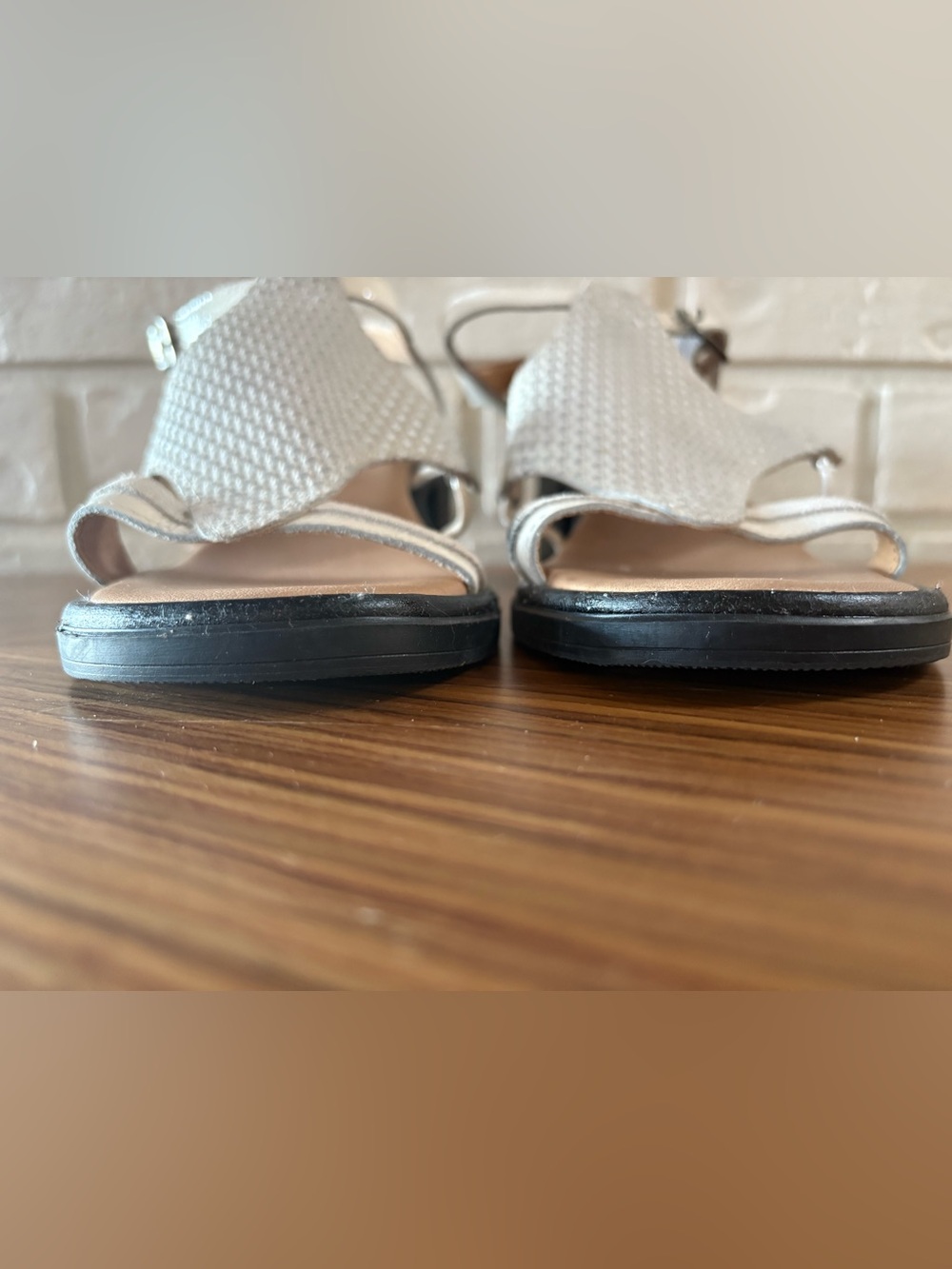 Casta White Textured Block Heel Sandals Women’s EU 37 White Leather Ankle Strap - Picture 3 of 10